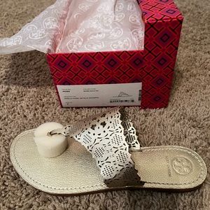 Tory Burch Roselle Thong - Metallic Veg Napa